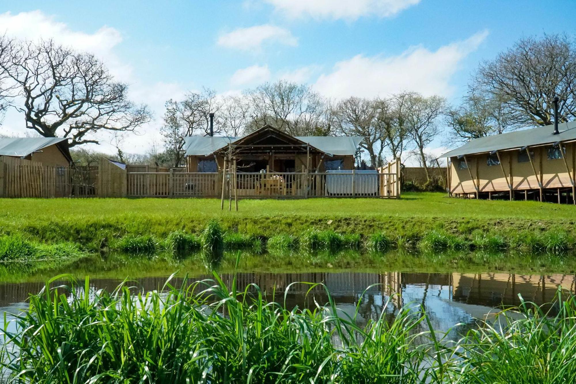 Jungle Book Safari Tent Tenby Exterior photo